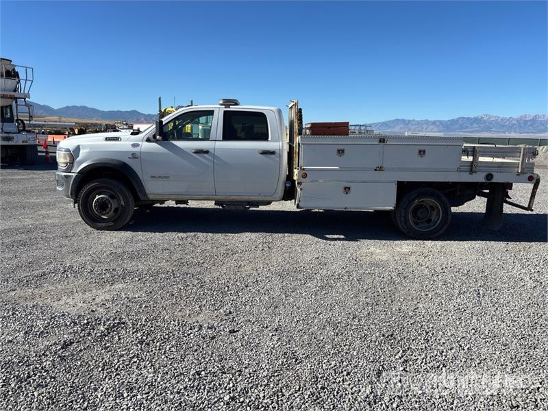 RAM 5500 Camioane platforma/prelata