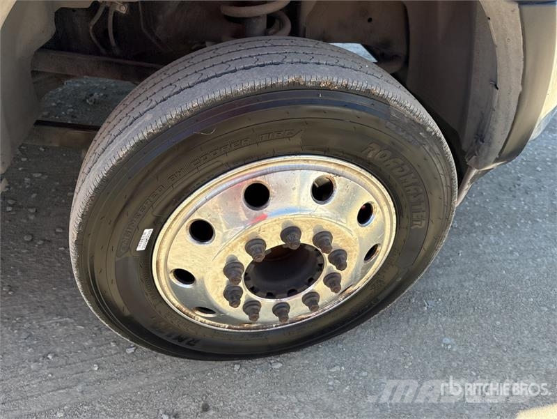 RAM 5500 Umpikorikuorma-autot