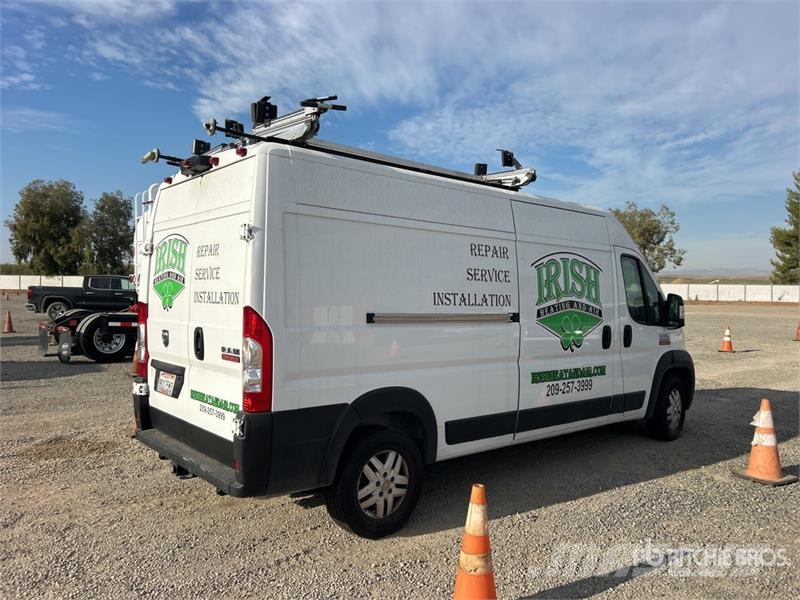 RAM Promaster Carrinhas de caixa fechada