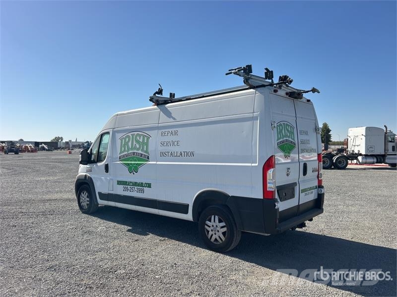 RAM Promaster شاحنة مقفلة