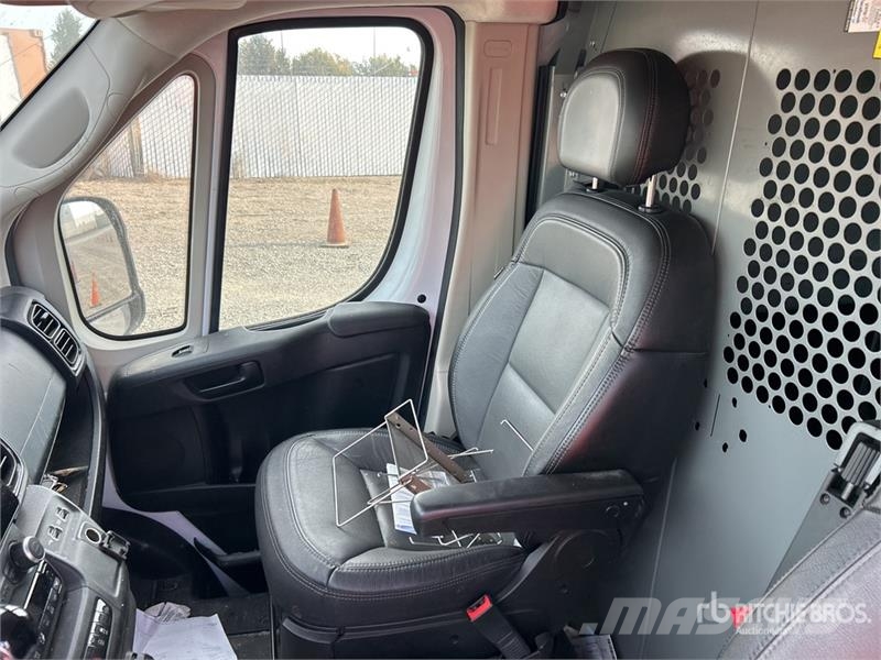 RAM Promaster Carrinhas de caixa fechada
