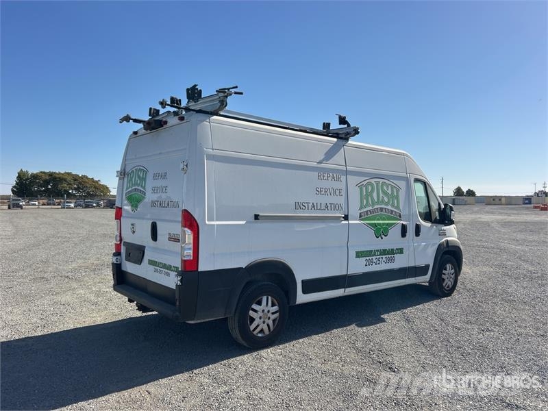 RAM Promaster شاحنة مقفلة