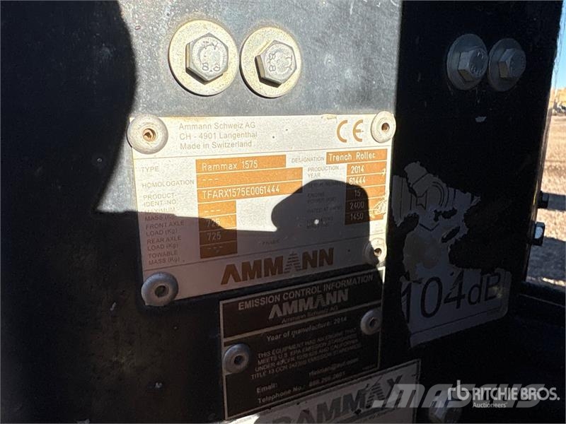 Rammax 1575 Trench Compactor Trench Compactor 土壤压实机