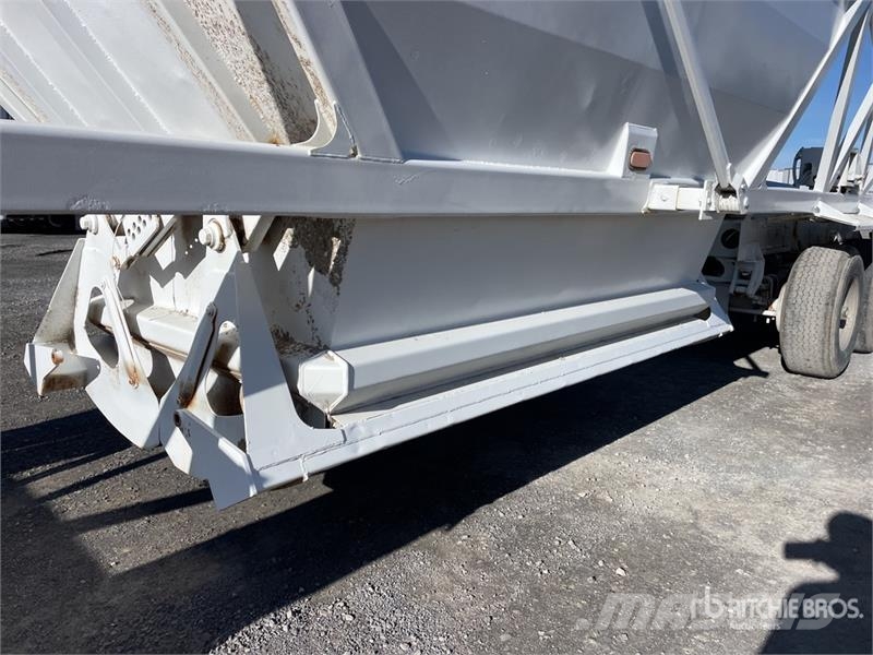 Ranch Tri/A Belly Dump Trailer Damperli römorklari