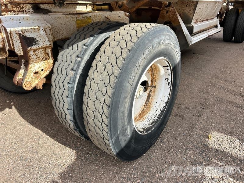 Ranco 25 ft T/A Pup Belly Dump Trailer 傾卸式拖車