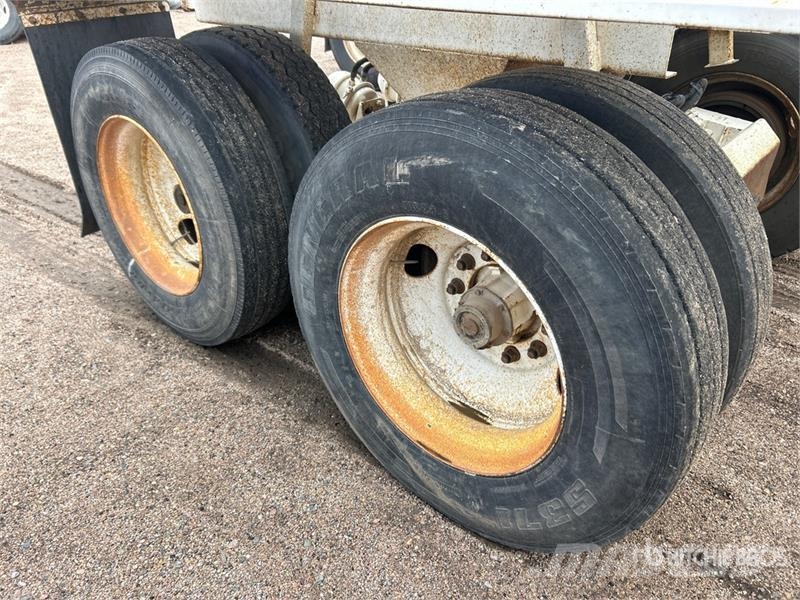 Ranco 40 ft T/A Belly Dump Trailer Rimorchi ribaltabili