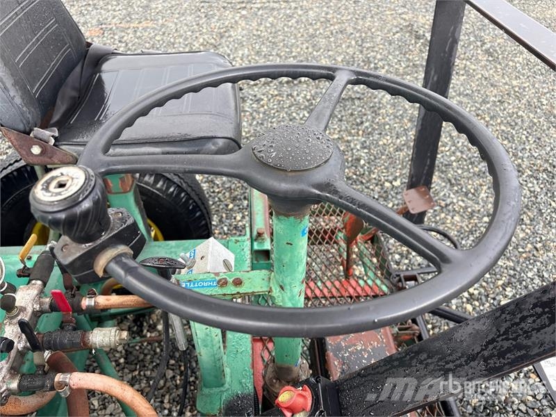  Randell RW-5 5 ft Self-Propelled Sprayer Pulverizadores autopropulsados