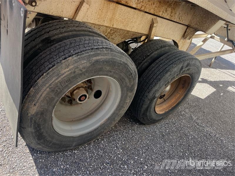 RANM 30 ft T/A End Dump Trailer مقطورات قلابة