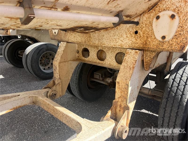 RANM 30 ft T/A End Dump Trailer مقطورات قلابة