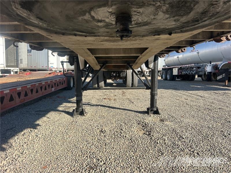 Raven 45 ft T/A 45 Ft T/A Flatbed Trailer Valníky