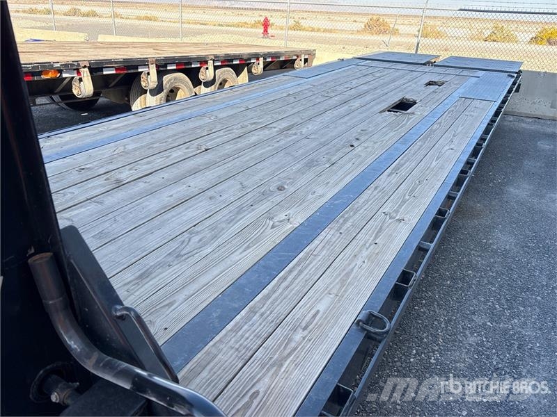 RawMaxx 26 ft T/A Gooseneck Equipment Trailer Autotreilerid