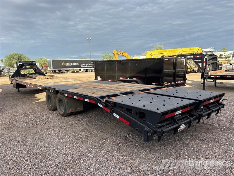 RawMaxx FDX-40-212KHYD 35 ft T/A Gooseneck Equipment Trail Auto pārvadāšanas treileri