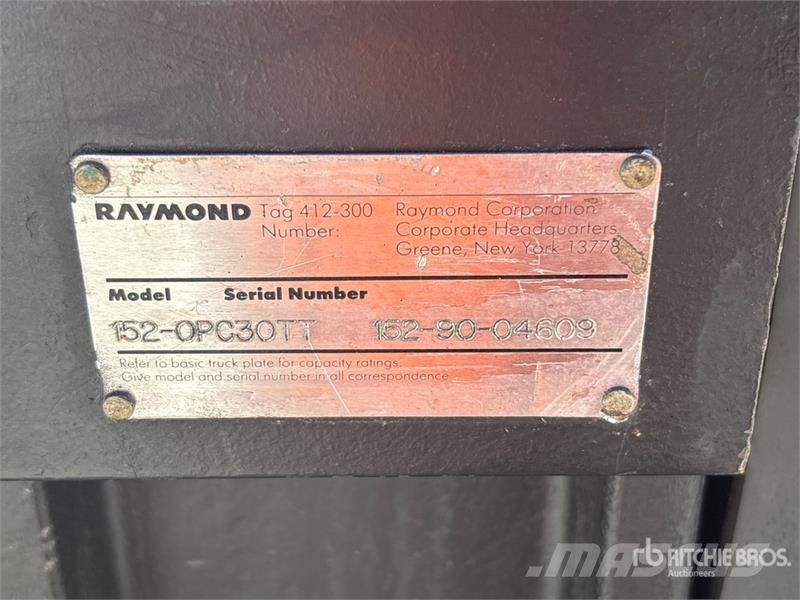 Raymond 152-0PC30TT Order Picker Middelsløftende plukketruck