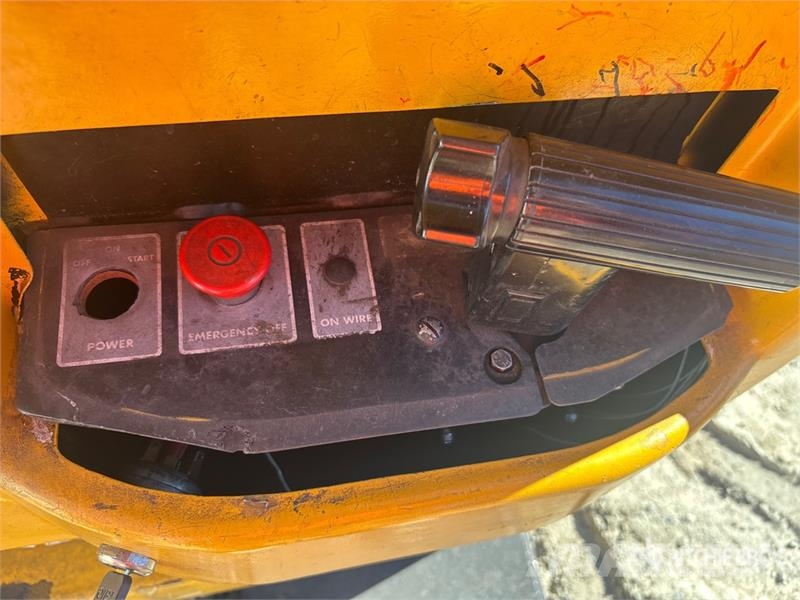 Raymond 152-0PC30TT Order Picker Middelsløftende plukketruck