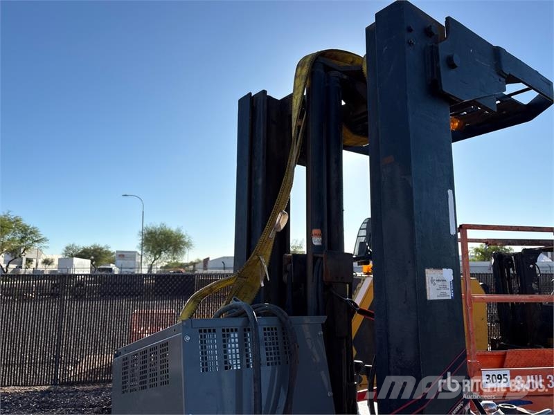Raymond RA30TT 3000 lb Electric Forklift (Inoperable) Elektriniai šakiniai krautuvai