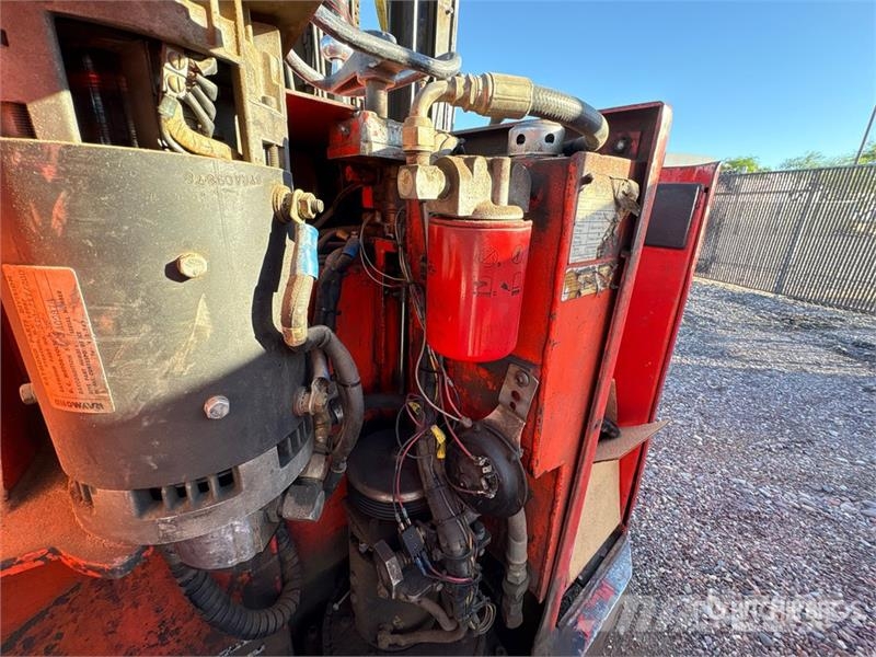 Raymond RA30TT 3000 lb Electric Forklift (Inoperable) Elektriniai šakiniai krautuvai