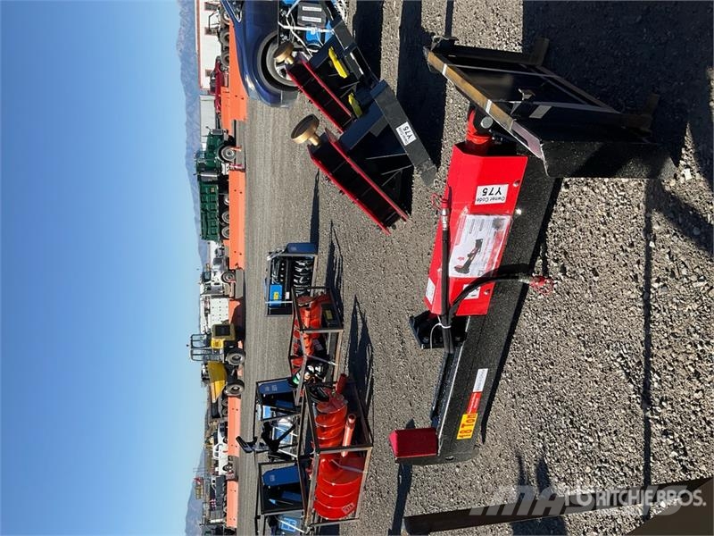 Raytree RMLS18T 24 in Skid Steer Log Splitter (Unu Дровоколи, рубальні машини, дробарки