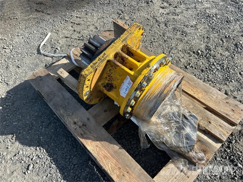  Re-built Swing Motor - Fits Komatsu 240 مكونات أخرى