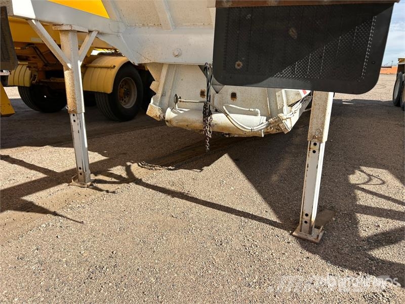 Red River 42 ft Tri/A Belly Dump Trailer Remorque benne