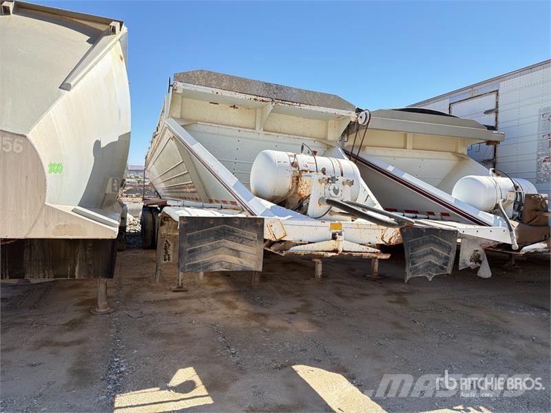 Red River 44 ft Tri/A Live Bottom Trailer Poluprikolice sa pokretnim podom