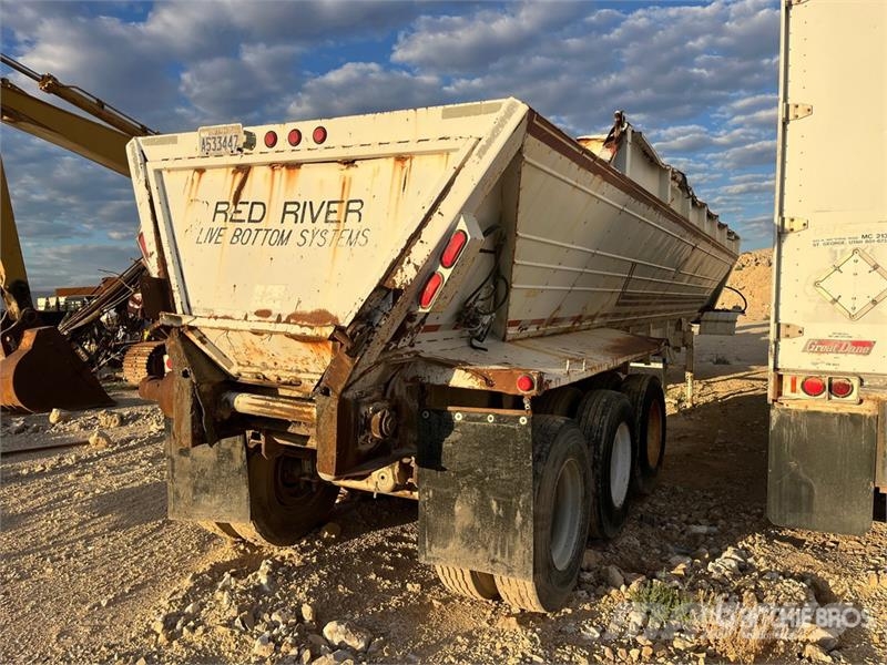 Red River LB339 44 ft Tri/A Live Bottom Trailer Poluprikolice sa pokretnim podom