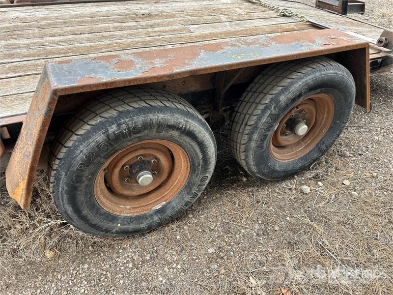  Redi-Haul 17 ft T/A Equipment Trailer Autovežių priekabos