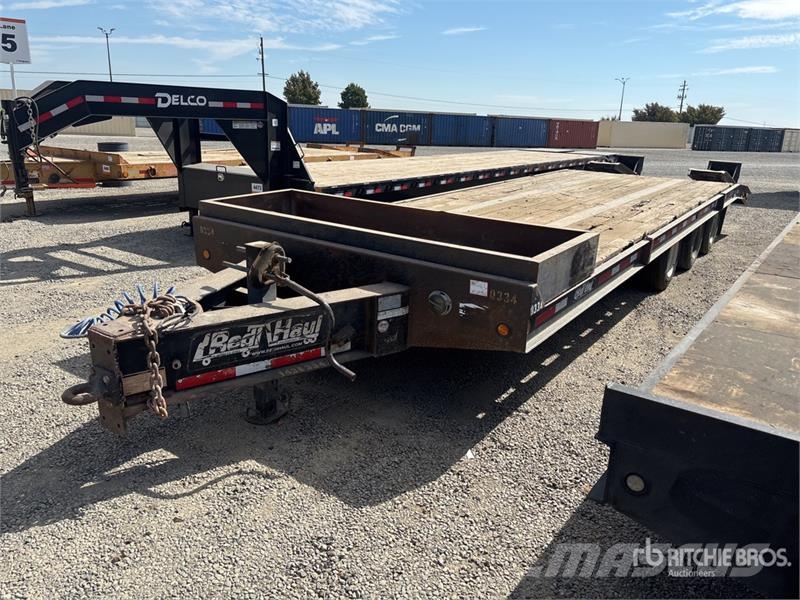 Redi-Haul 30 ft Tri/A Equipment Trailer Rimorchio per il trasporto di veicoli