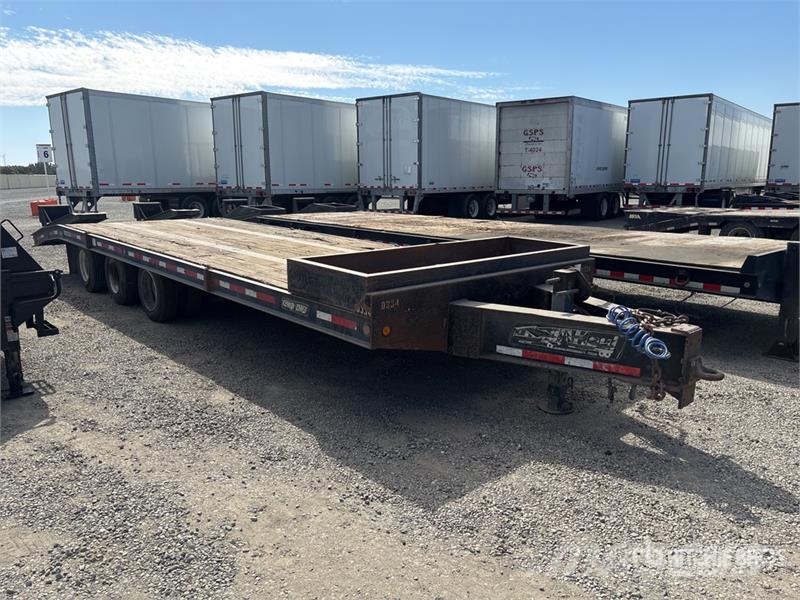 Redi-Haul 30 ft Tri/A Equipment Trailer Rimorchio per il trasporto di veicoli