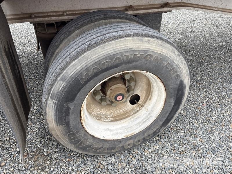 Reinke 45 ft T/A Flatbed Trailer Remolques de cama baja