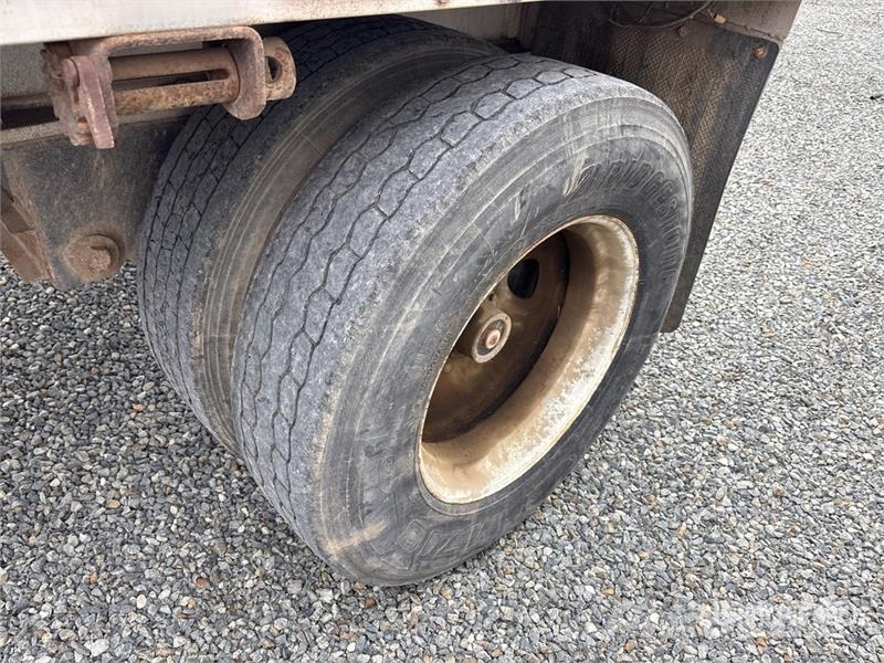  Reinke 45 ft T/A Flatbed Trailer Remolques de cama baja