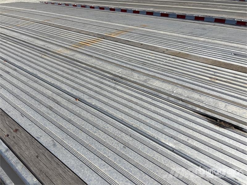 Reitnouer 53 ft T/A Flatbed Trailer Plato/keson prikolice