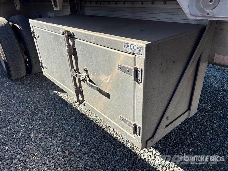 Reitnouer 53 ft T/A Flatbed Trailer Plato/keson prikolice