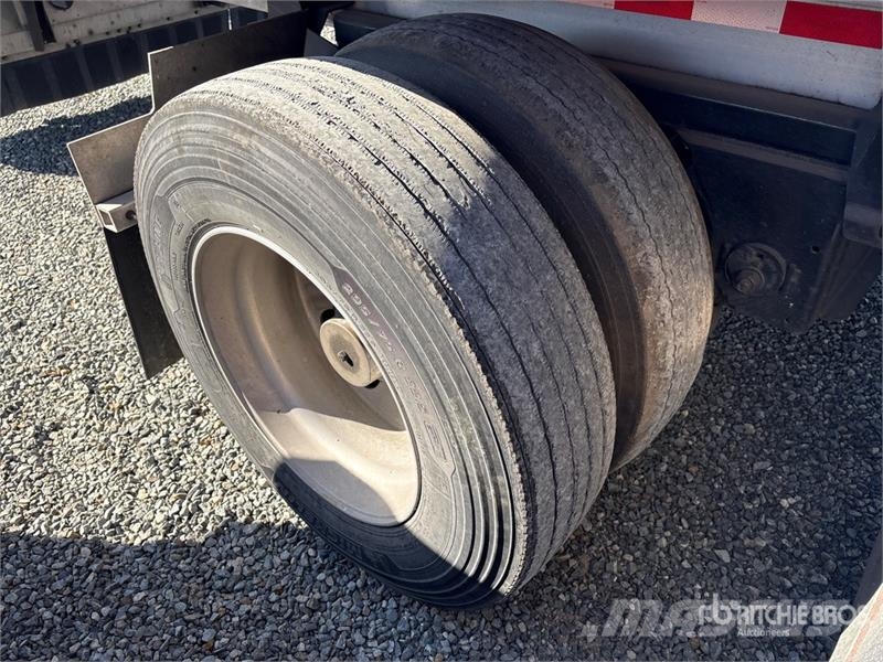 Reitnouer 53 ft T/A Flatbed Trailer Plato/keson prikolice