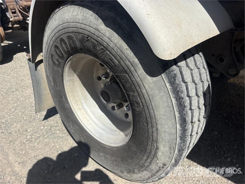  Reliance 20 ft S/A Lead Aluminum Belly Dump Traile 傾卸式拖車