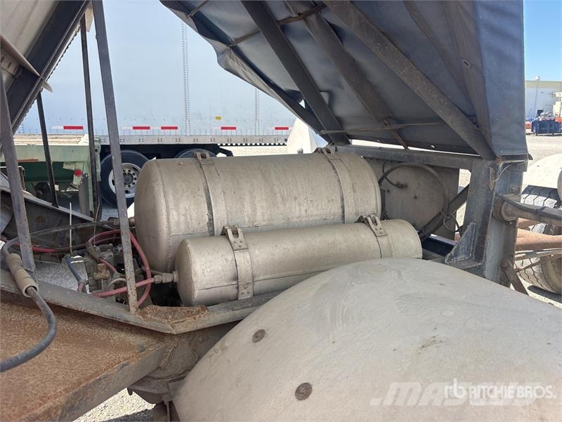  Reliance 20 ft S/A Lead Aluminum Belly Dump Traile 傾卸式拖車