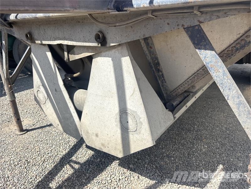  Reliance 20 ft S/A Lead Aluminum Belly Dump Traile 傾卸式拖車