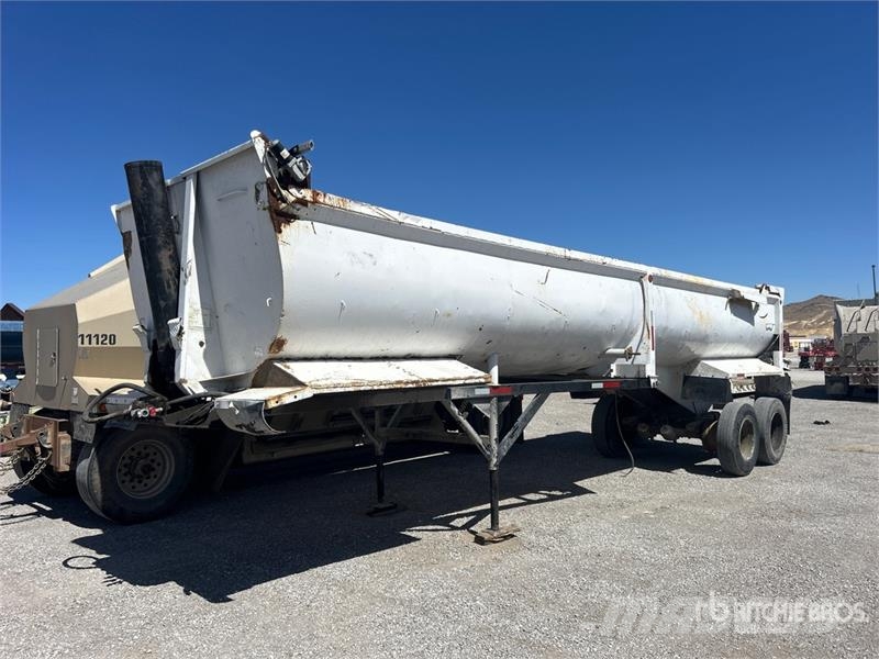 Reliance 32 ft T/A End Dump Trailer Tipphengere