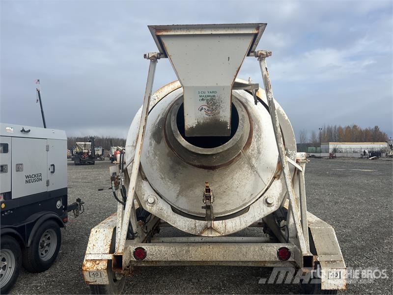Right Mfg Systems 2DH-3 3 cyd Portable Concrete Mi Betoonisegistid
