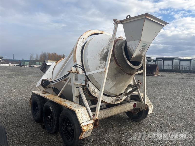 Right Mfg Systems 2DH-3 3 cyd Portable Concrete Mi Betoonisegistid