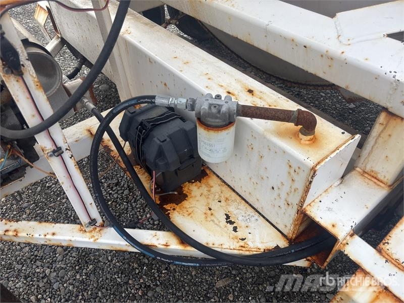 Right Mfg Systems 2DH-3 3 cyd Portable Concrete Mi Betoonisegistid