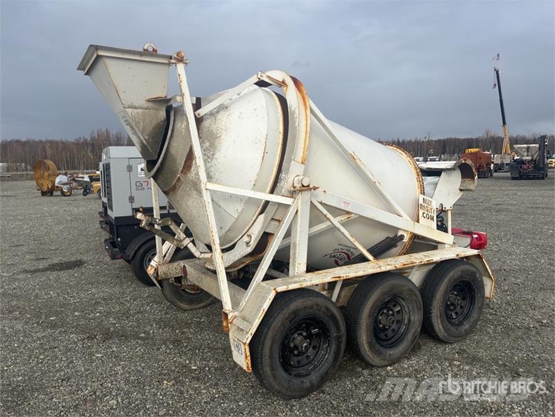 Right Mfg Systems 2DH-3 3 cyd Portable Concrete Mi Betoonisegistid
