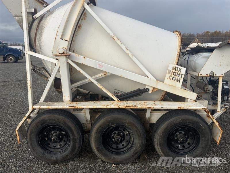 Right Mfg Systems 2DH-3 3 cyd Portable Concrete Mi Betoonisegistid
