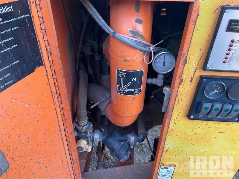 Ringomatic 550 550 gal T/A Vacuum Excavation Unit Oprema i rezervni dijelovi za bušenje