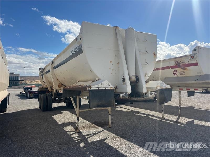 RNCO 30 ft T/A End Dump Trailer مقطورات قلابة
