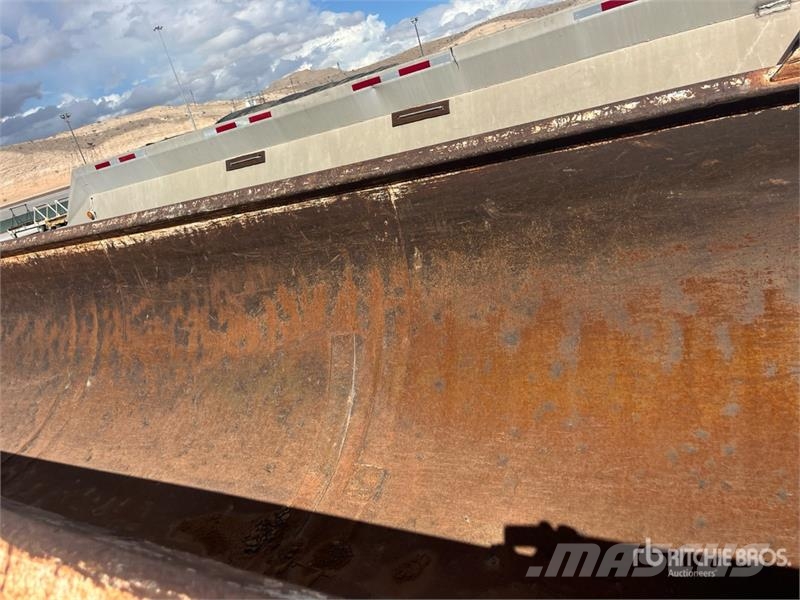  RNCO 30 ft T/A End Dump Trailer مقطورات قلابة