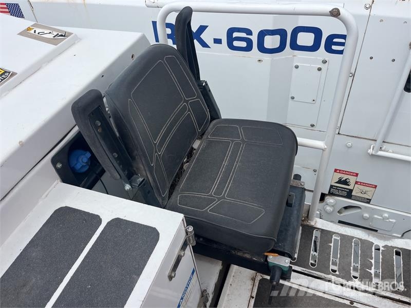 Roadtec RX600-E3 Tracked Cold Planer Дорожные фрезы