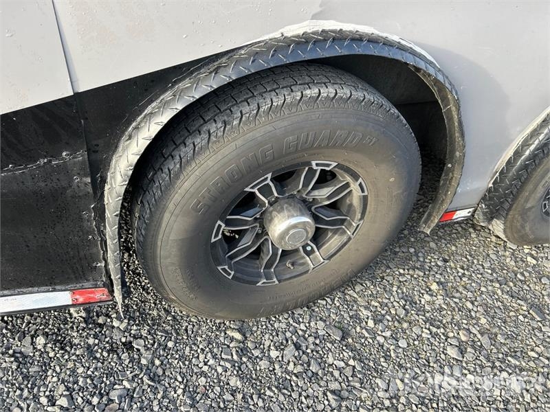 Rock Solid 32 ft T/A Enclosed Trailer Van Body Trailers