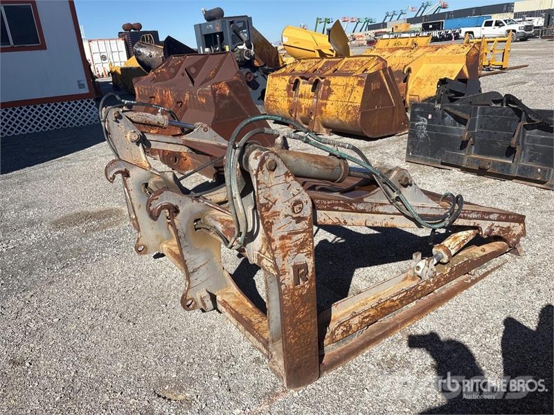 Rockland PG2L70CDE Clamshell Grapple Grapples