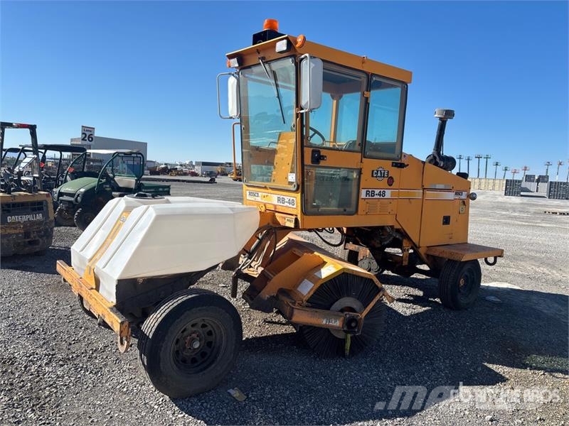 Rosco 4880 Sweepers