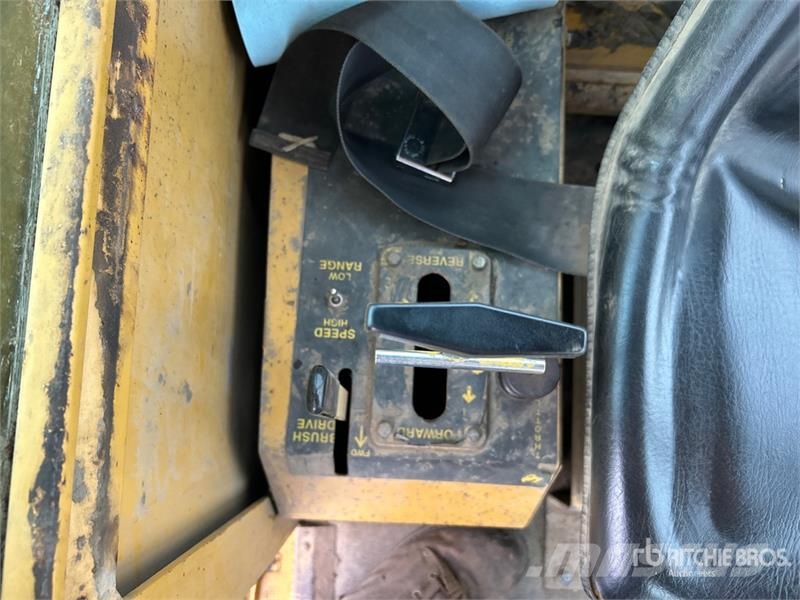 Rosco RB48 Автоматични метачки с четки